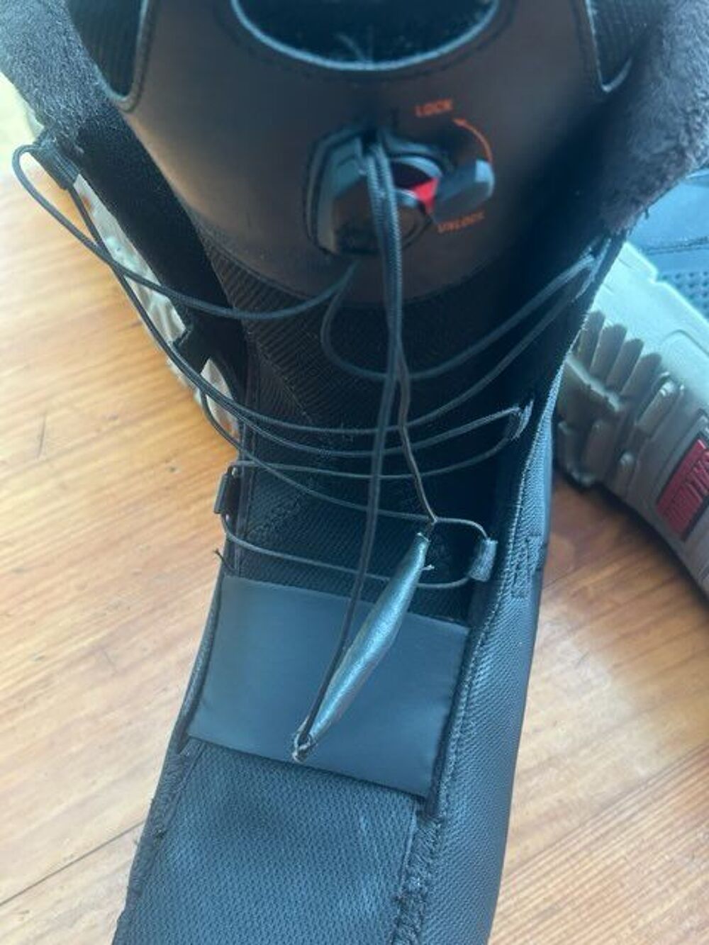 Chaussures Snowboard 43 SALOMON avec housse Sports