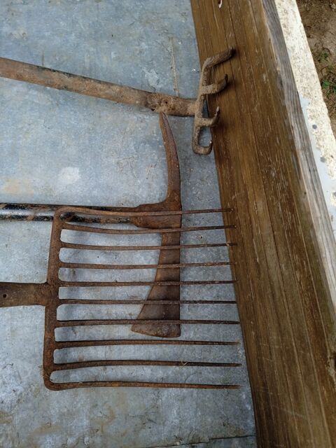 outil a main 45 Bussire-Galant (87)