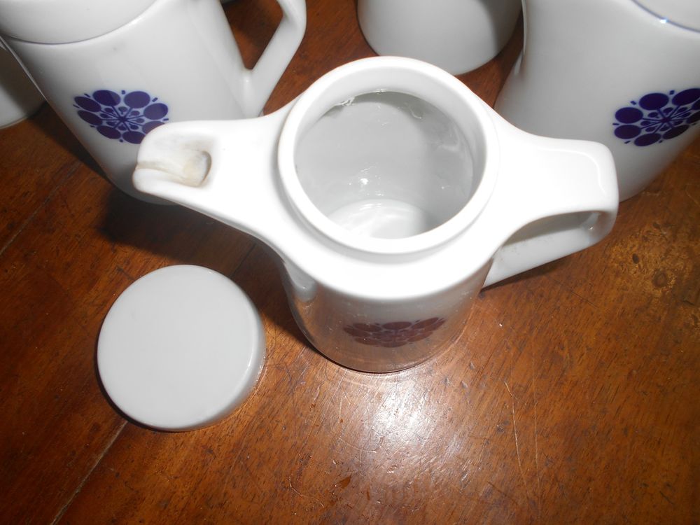 Cafeti&egrave;re th&eacute;i&egrave;re porcelaine couvercle ann&eacute;e 1970 Décoration