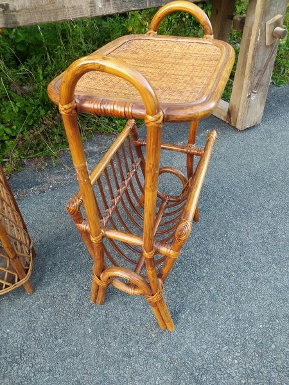 Petite Table Porte Revue Rotin Vintage Meubles