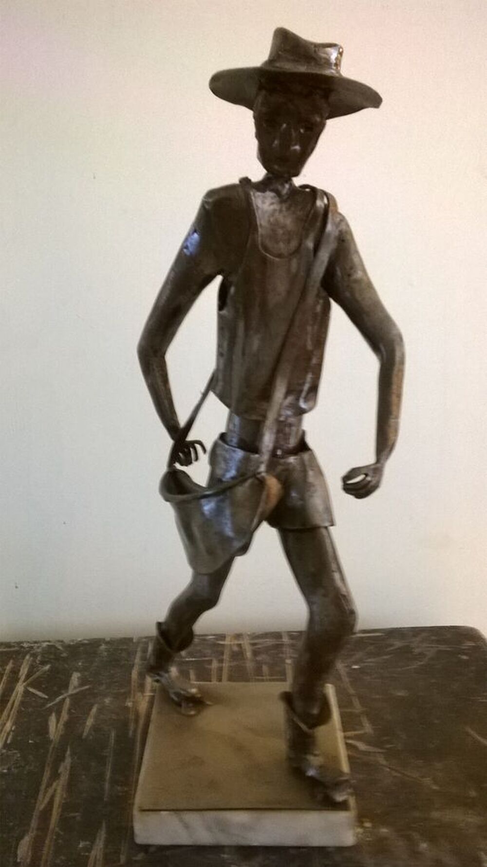  sculptures en acier et laiton Décoration