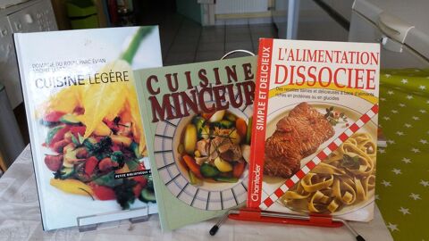 Vends 3 livres de cuisine minceur 3 Charantonnay (38)