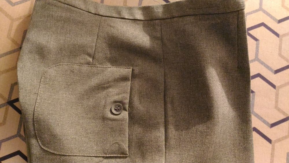 pantalon LM LULU couleur gris clair Vêtements