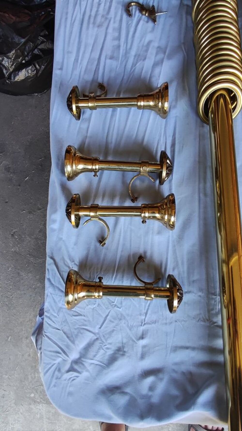 Tringles &agrave; rideaux laiton Louis XVI Décoration