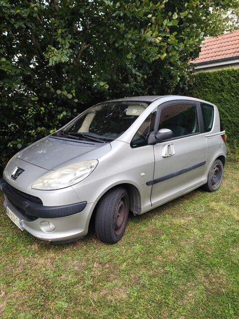 Peugeot 1007 1.4 HDi Dolce