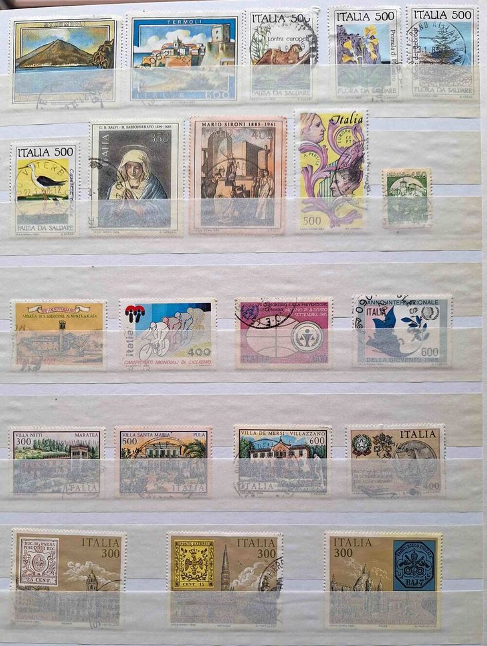 S&eacute;rie de timbres de collection d'Italie bis 