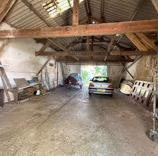  Remise / Grange � vendre 1 pi�ce 90 m�
