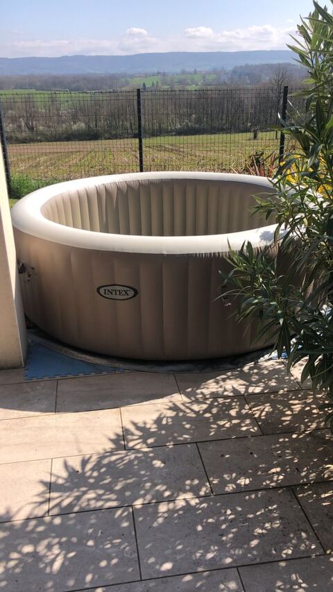 Spa Intex 6 places 200 Cormoz (01)