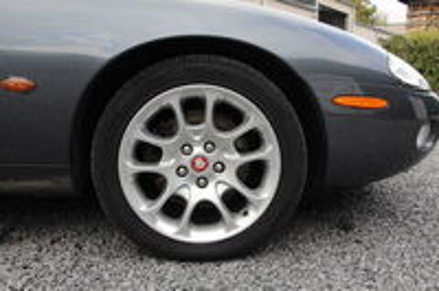 XK8 4.2i V8 2003 occasion 59310 Auchy-lez-Orchies