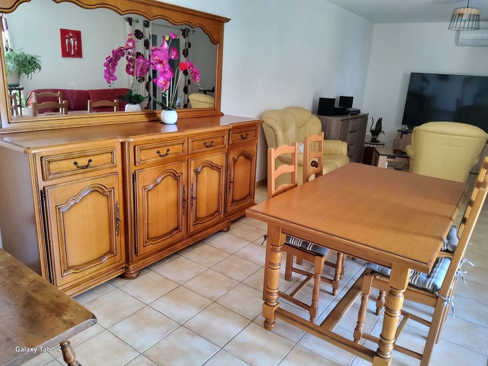 Salle &agrave; manger compl&egrave;te Meubles