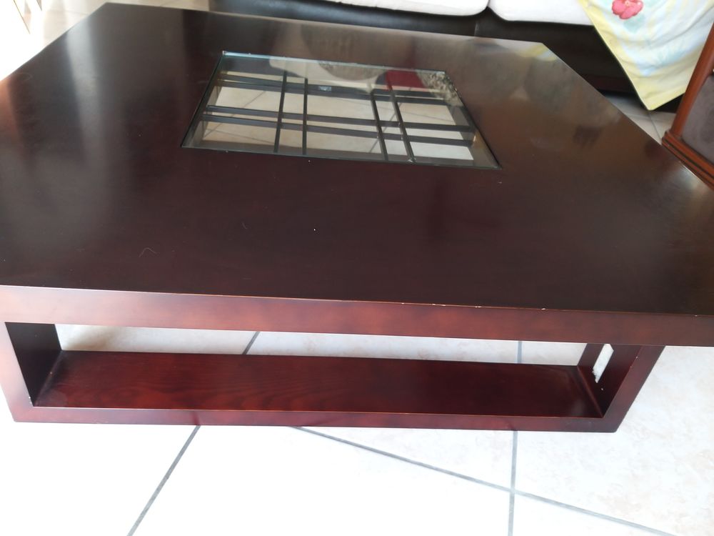 table basse carr&eacute;e Meubles