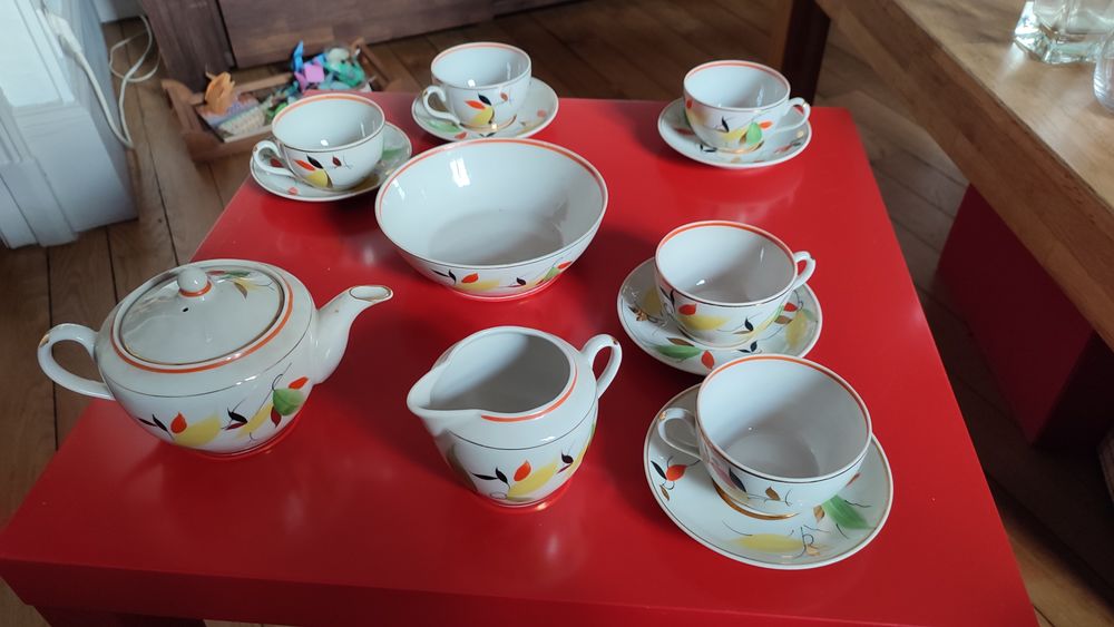 Superbe service &agrave; th&eacute; p&eacute;riode Art D&eacute;co 