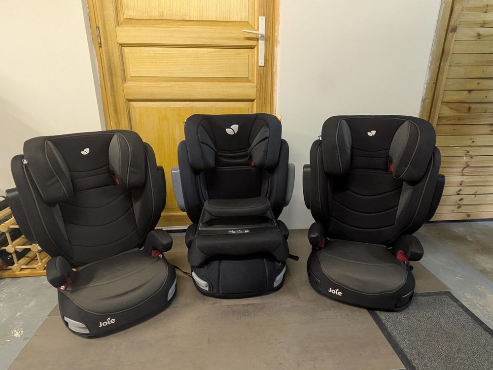 Lot de 3 si&egrave;ges auto Joie + 1 Nania + 1 rehausseur Norauto Puériculture