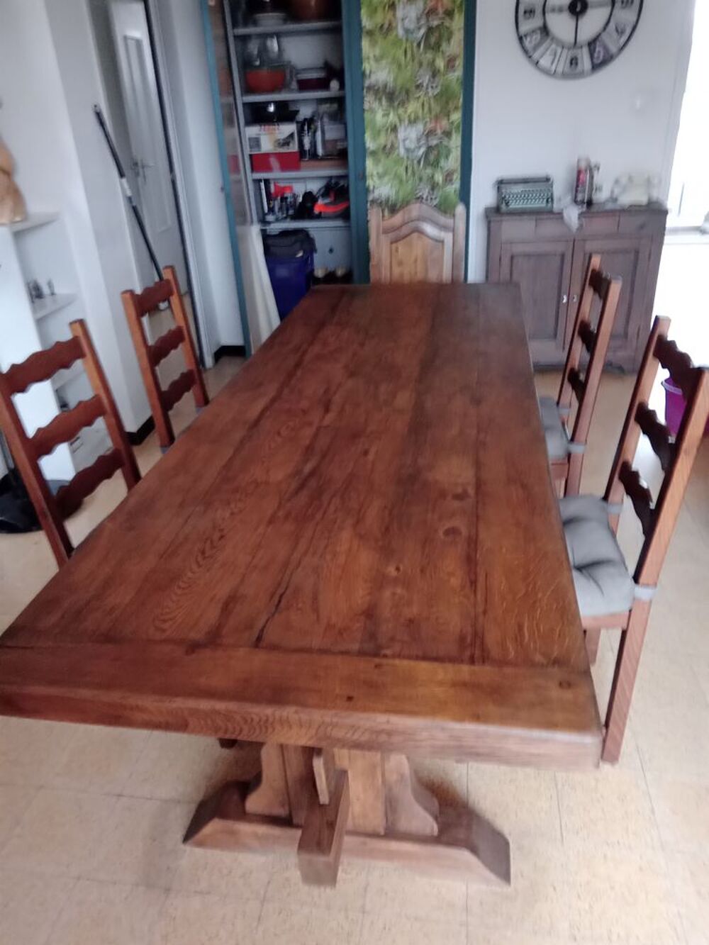Table en ch&ecirc;ne de type " MONASTERE " Décoration