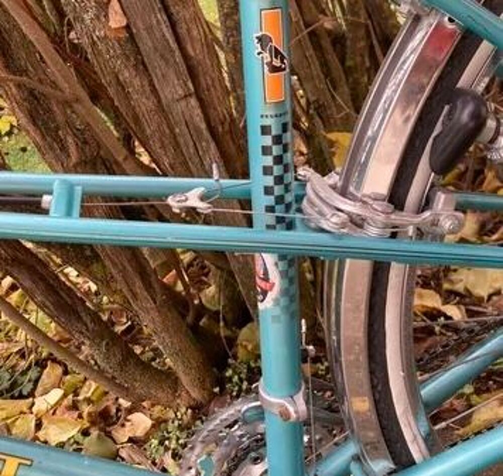 Peugeot vintage femme restaur&eacute; ? 15 vitesses ? pr&ecirc;t &agrave; rouler Vélos