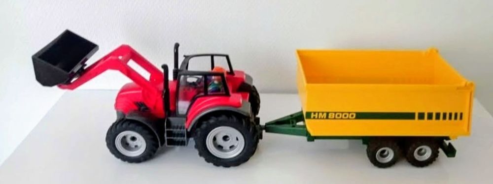 Playmobil gros tracteur avec remorque 57 cm. R&eacute;f : 70131 
Jeux / jouets