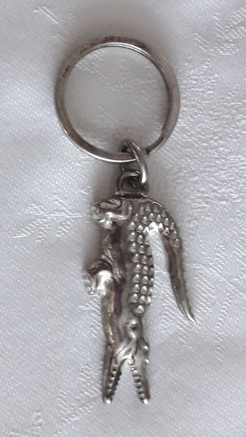 Porte-cl�s crocodile LACOSTE
25 Salon-de-Provence (13)