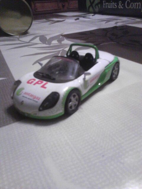 Voiture miniature spider renault du tour de france 15 Avermes (03)