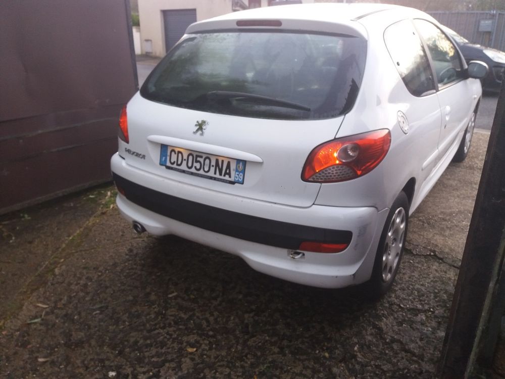 206 + AFFAIRE 1.4 HDI 68 FAP PACK CD CLIM 2012 occasion 77250 Veneux-les-Sablons
