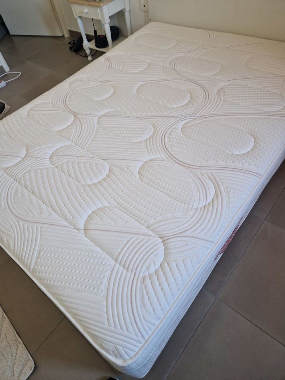 Matelas tr&egrave;s bon &eacute;tat, 140x190 Meubles