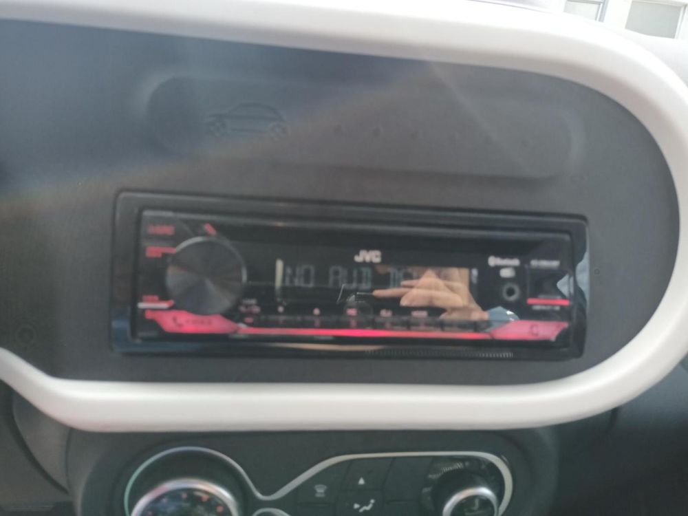 Twingo III E-Tech Authentic 2022 occasion 08000 Charleville-M&eacute;zi&egrave;res