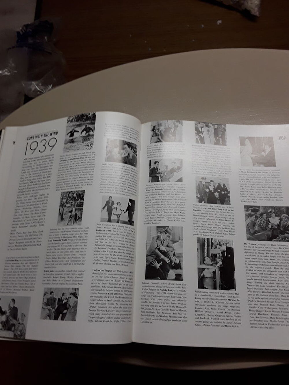 HISTOIRE DE LA M&Eacute;TRO GOLDWYN MAYER Livres et BD
