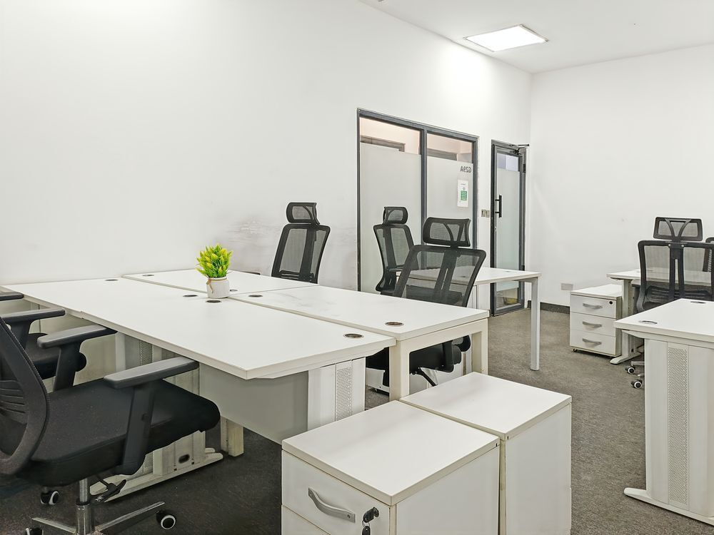   Bureau à louer chez Brest, WOJO Marina 