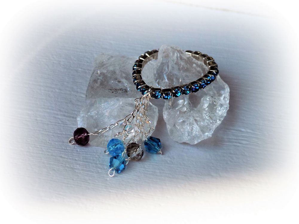 BAGUE CRISTAL SWAROVSKI - ARGENT 925
Bijoux et montres