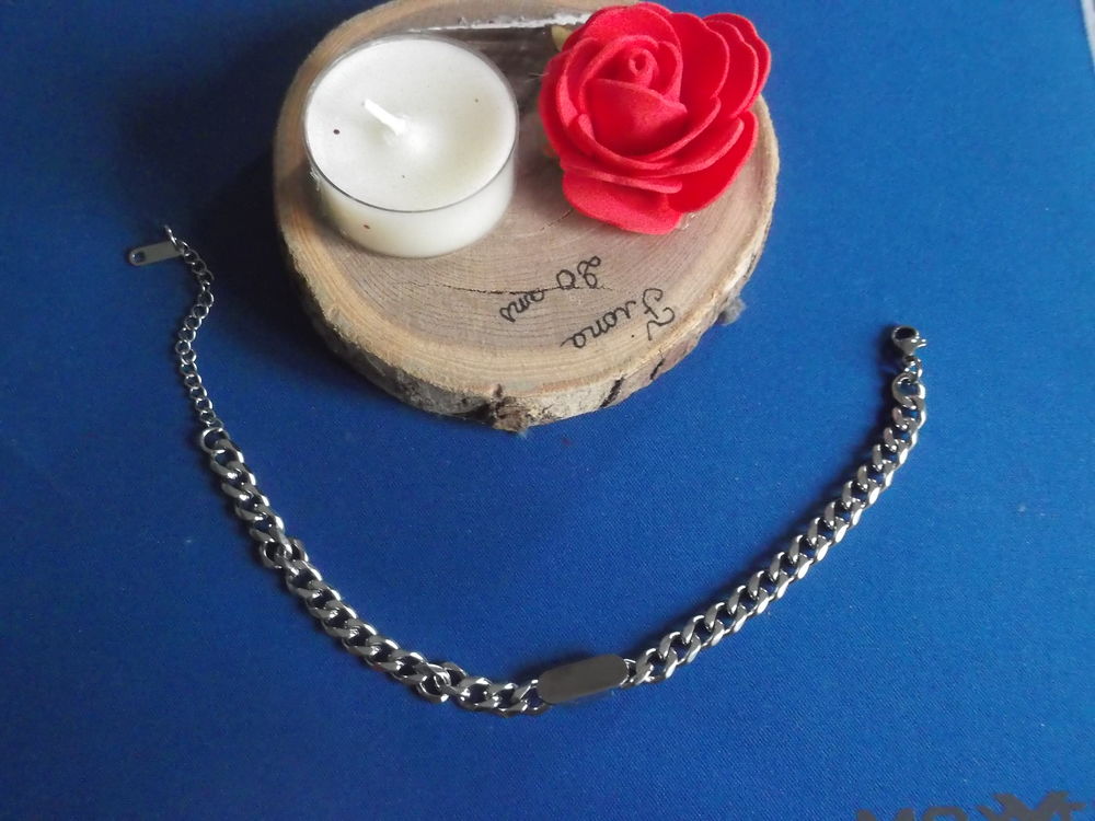 Bracelet homme 19cm extensible a 25 cm Bijoux et montres