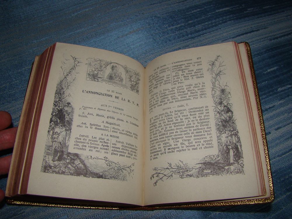 Ancien missel romain + coffret - ann&eacute;es 1920
