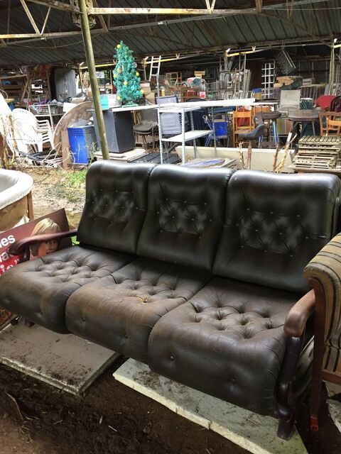 Canap / banquette vintage cuir 3 places 30 Sarpourenx (64)