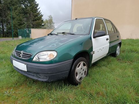 Annonce voiture Citroën Saxo 700 €