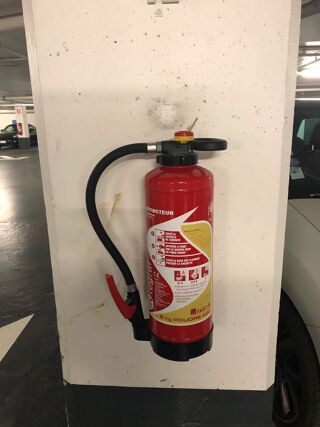  Parking / Garage � louer 12 m�