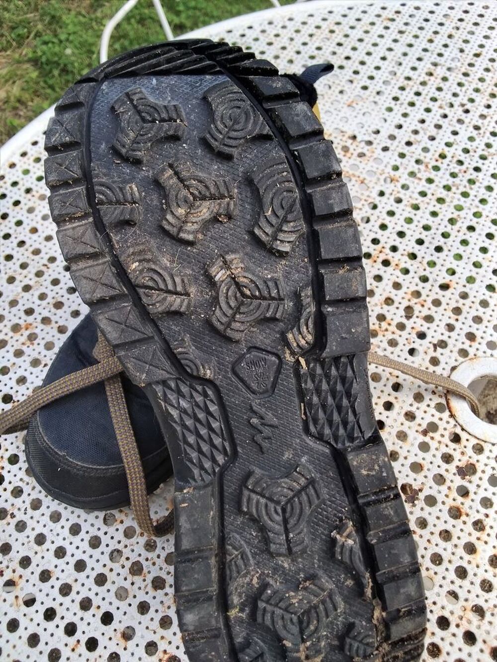 Chaussures randonn&eacute;es hommes Chaussures