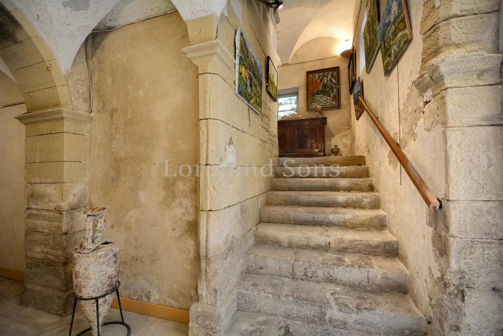 Vente Hôtel particulier Maison Seigneuriale centre de VENASQUE 450 M2 ENVIRON Venasque