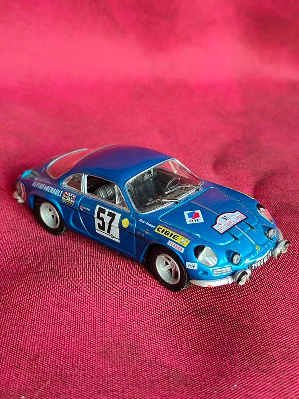 Voiture miniature Renault alpine 