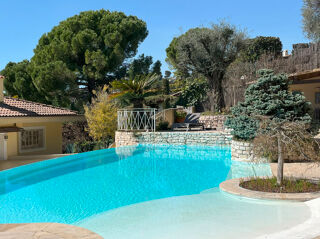  Villa  vendre 10 pices 385 m