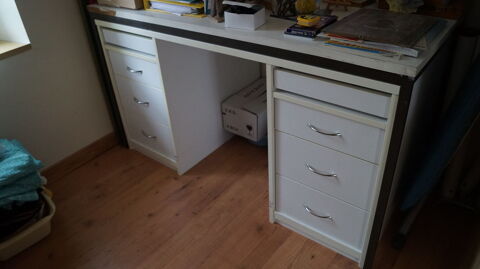 Bureau avec  tiroirs et tirettes 200 Doye (39)