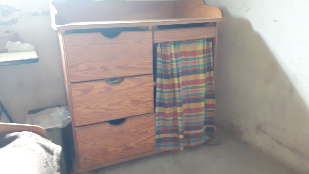 Table &agrave; langer d'&eacute;b&eacute;niste Puériculture