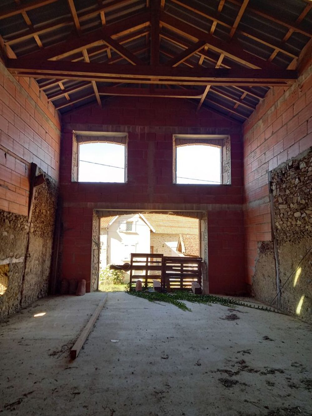 Vente Remise/Grange Grange inachevée 41200 LOT avec permis, a aménager Latouille-lentillac