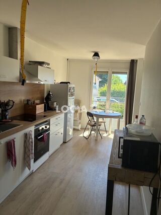  Appartement à louer 3 pièces 72 m²