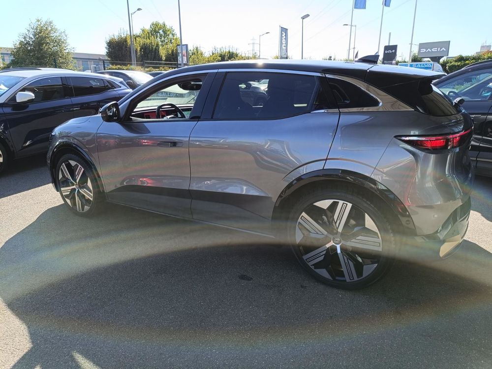 M&eacute;gane Megane E-Tech EV60 220 ch super charge Iconic 2022 occasion 95520 Osny