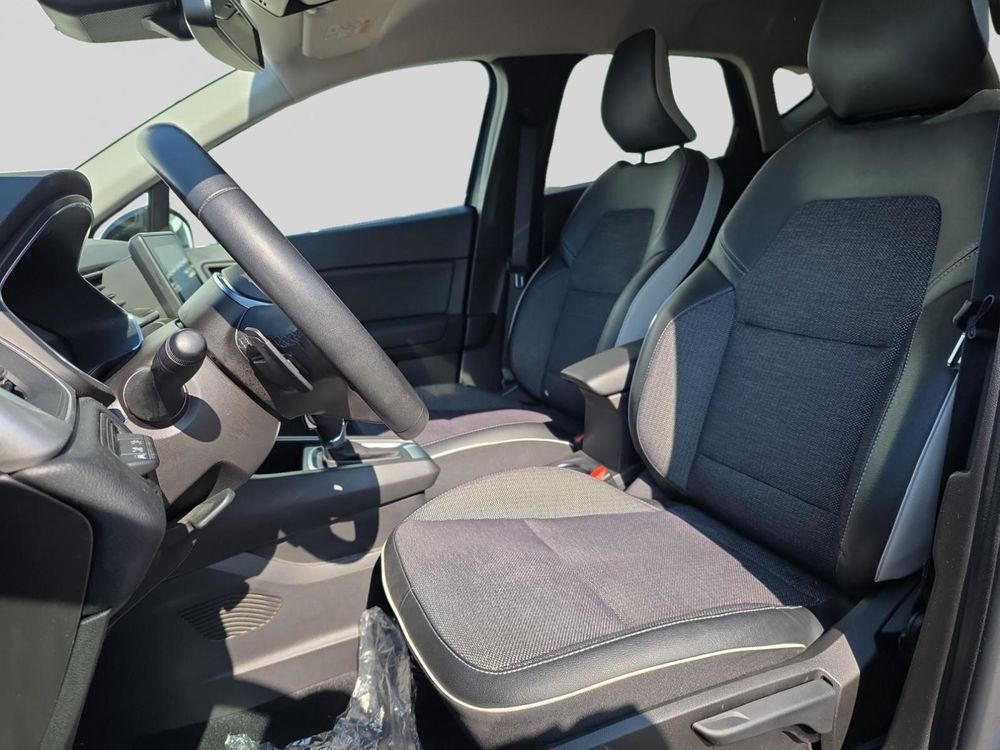 Captur TCe 140 EDC - 21 Business 2022 occasion 38140 Rives