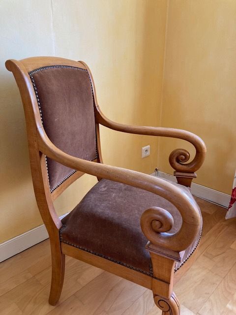 Fauteuils LOUIS PHILIPPE � crosses 60 Ch�cy (45)