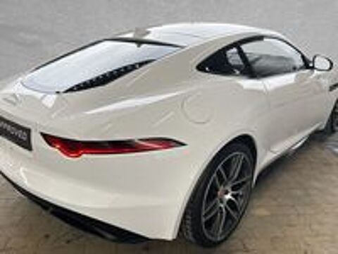 F-Type Coup&eacute; 2L Essence 300 ch BVA8 R-Dynamic 2019 occasion 69007 Lyon
