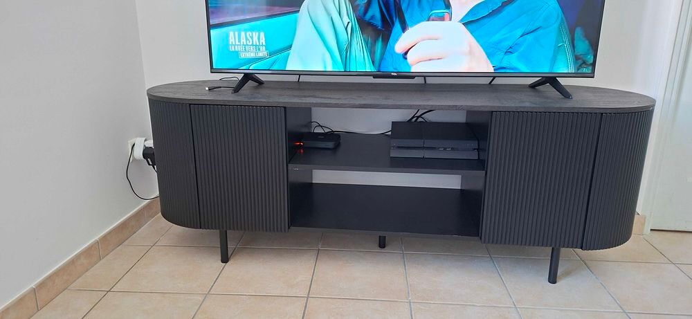 meuble t&eacute;l&eacute; Meubles