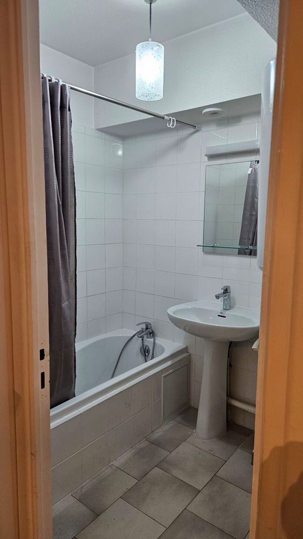 Location Appartement Studio Non Meublé Aix-en-provence