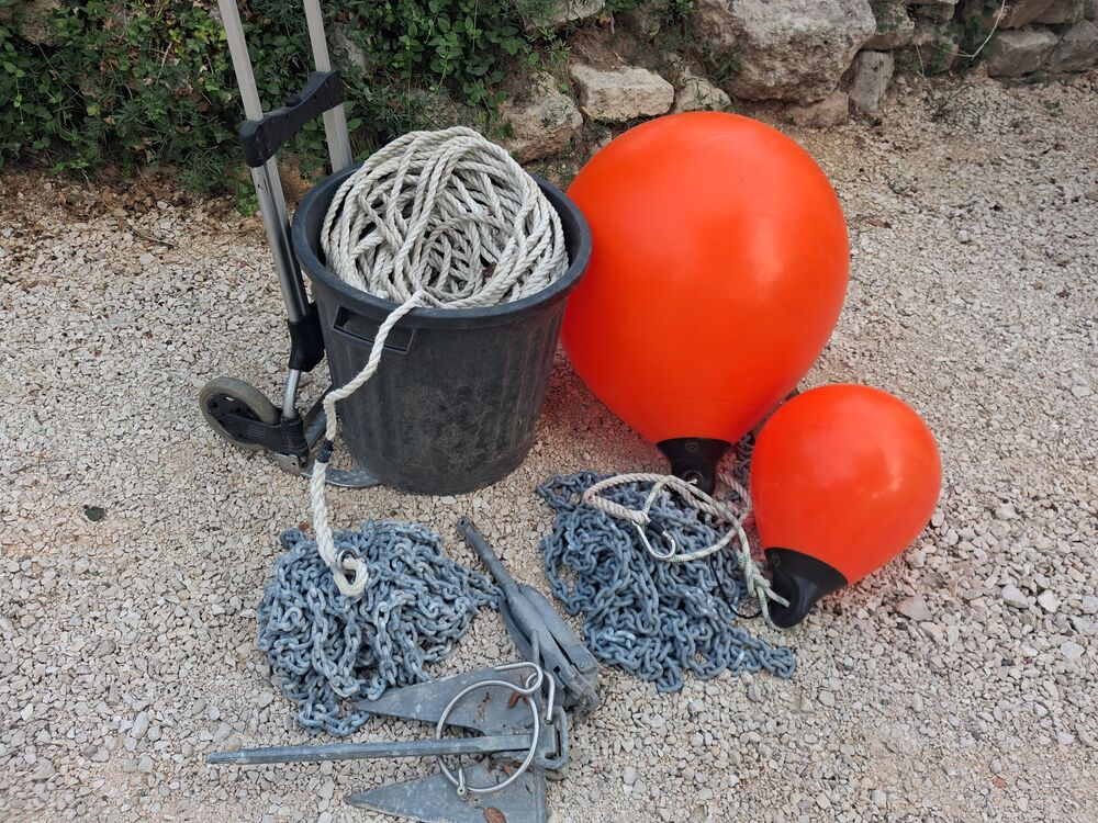 materiels peches+moullage thon. Sports