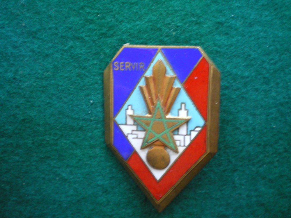 Insigne de Gendarmerie - 12&deg; L&eacute;gion de Garde R&eacute;publicaine. 