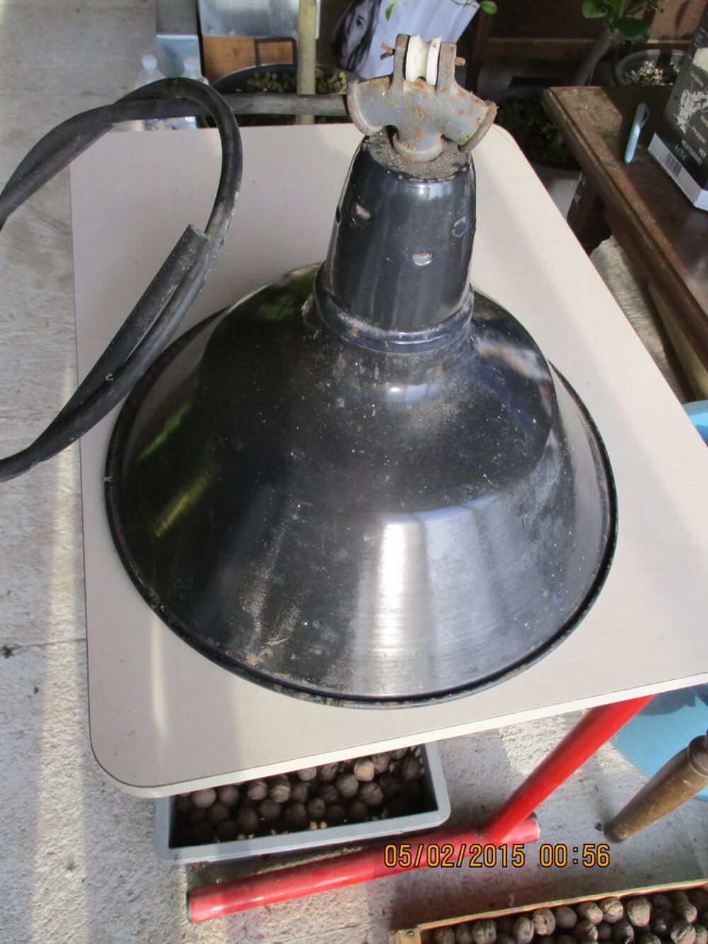 gros abat-jour en m&eacute;tal ancien Bricolage